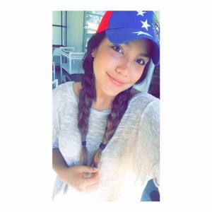 Meet your Posher, Andrea p